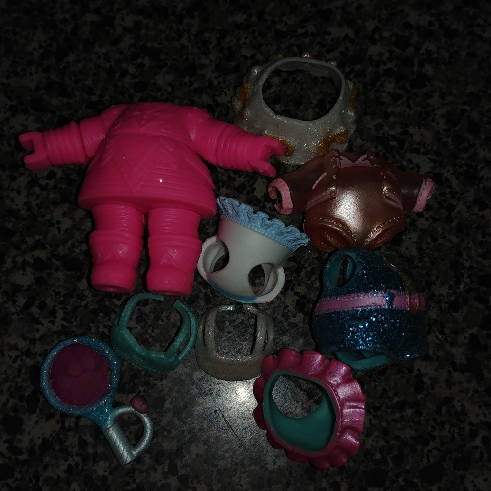 L.O.L. bundle - Picture 3 of 7